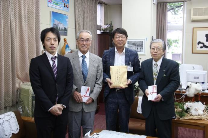 写真：風信書道会