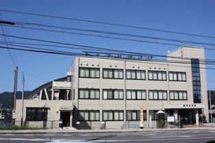 写真：豊岡地区コミュニティセンター全景