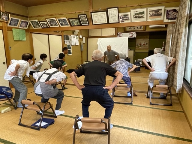 スクワットの風景