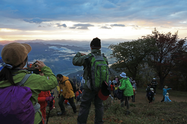 写真：雲海登山3