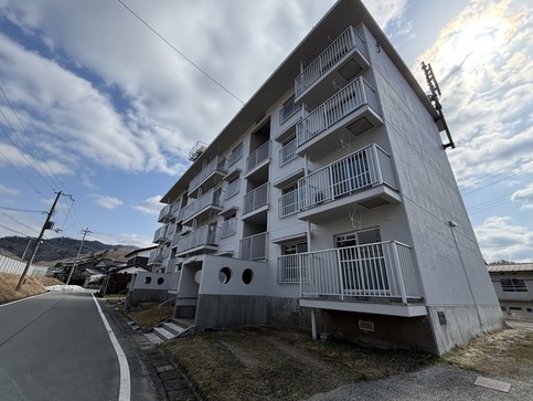 栄町住宅