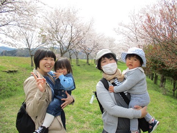 写真：そとあそびの様子