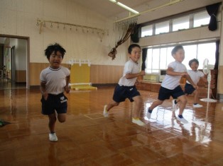 写真4：運動遊びの様子