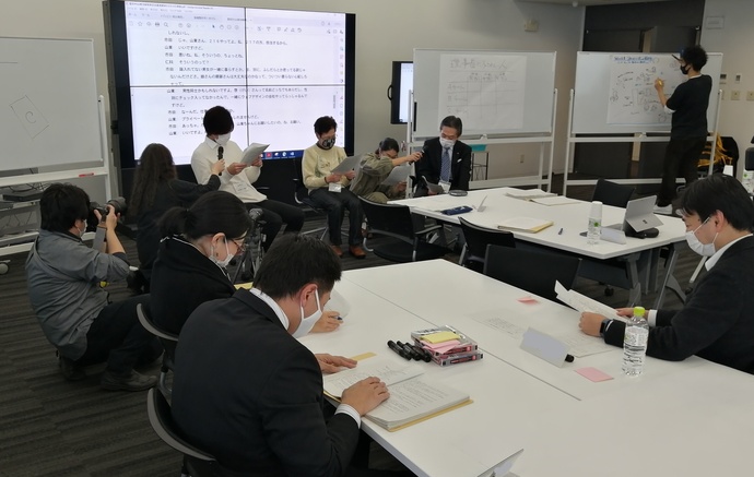 写真:演劇ワークショップの様子