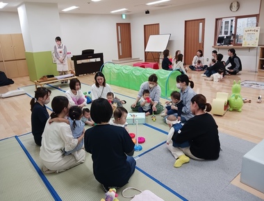 写真：なかよし広場の様子