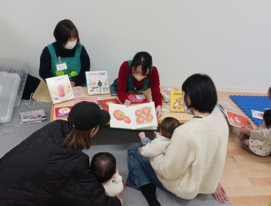 写真:ふれあいタイムの活動の様子