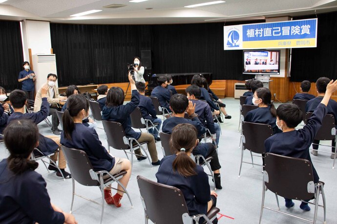 写真：府中小会場質問タイム