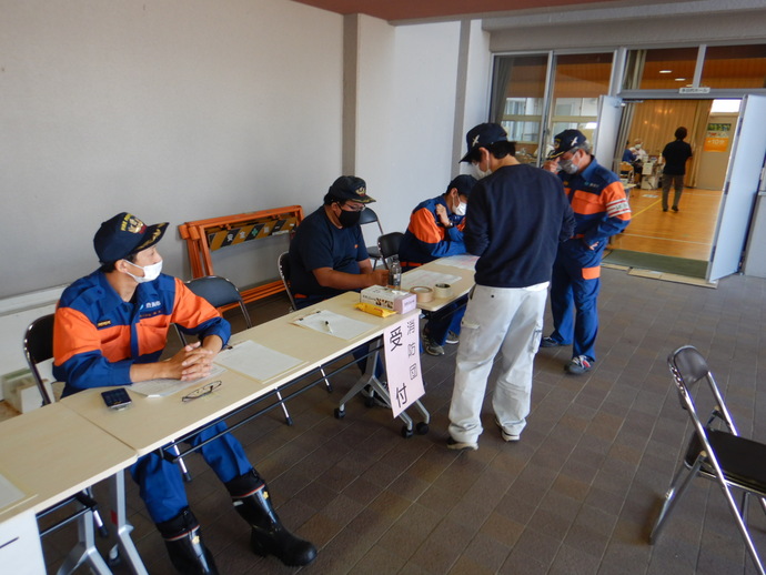 写真:献血会場(受付)