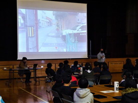 写真：交通安全特別授業の様子2