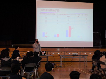 写真：交通安全特別授業の様子4