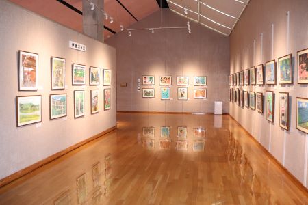 第24回伊藤清永賞子ども絵画展展示風景