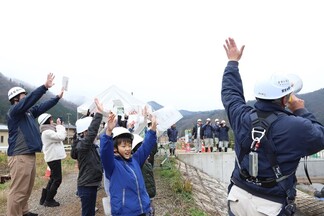 上野橋工事見学の様子3