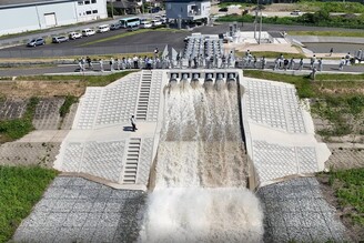 写真：ポンプ