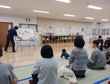 写真：なかよし広場の様子