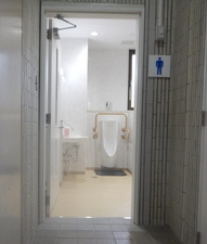 1階東トイレ