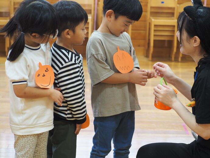 写真:英語遊びの様子9