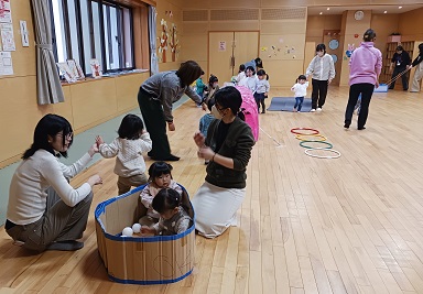 写真:自由遊びの様子