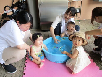 水遊びの様子