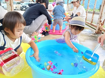 水遊びの様子
