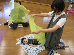 あかちゃんあそぼの写真