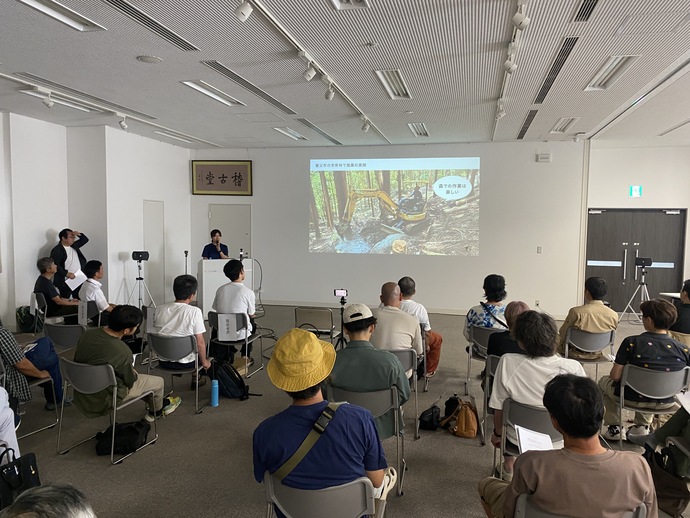 高橋さんの事例発表の様子