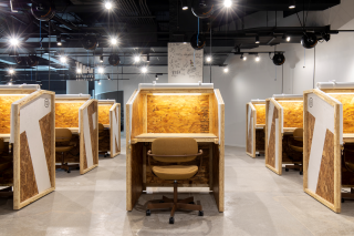 城崎国際アートセンター内のコワーキングスペースの写真