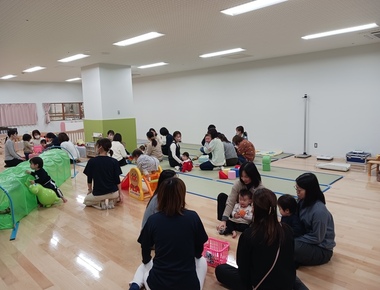 写真：なかよし広場の様子