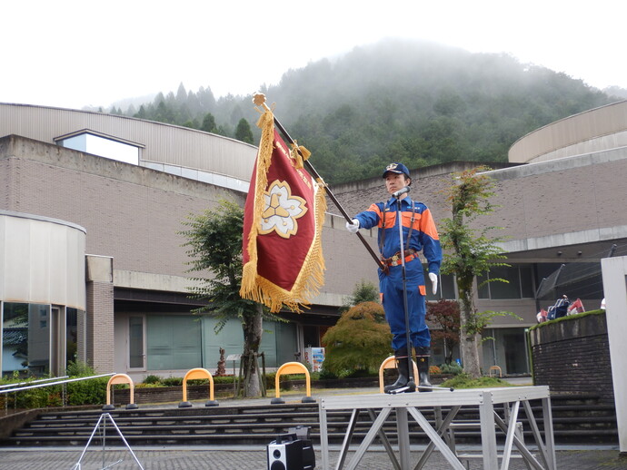 画像：団旗入場