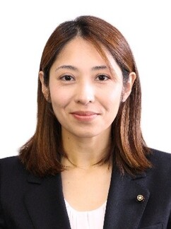 写真：谷出裕子議員
