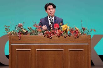 写真：橘県議会議員のご挨拶