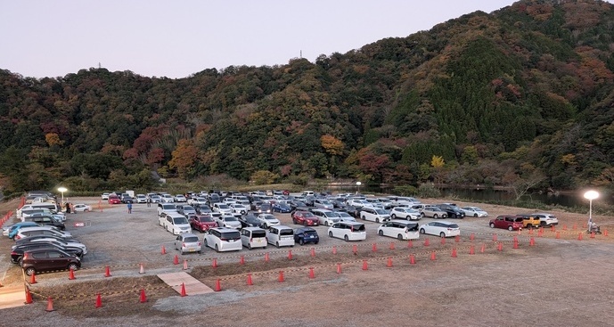 臨時駐車場の様子