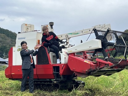 影山ヒロノブさんと市長