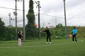 写真：井上選手のバレーボール教室