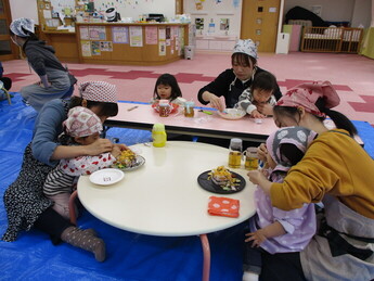 クッキングをしている様子