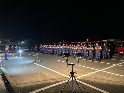 日高消防団年末警戒のようす