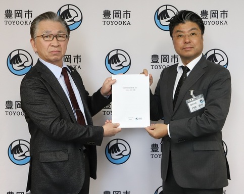 市長と委員長の写真