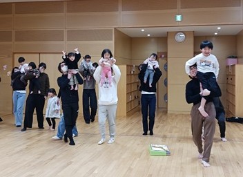 写真:パパと遊ぼうデーの様子