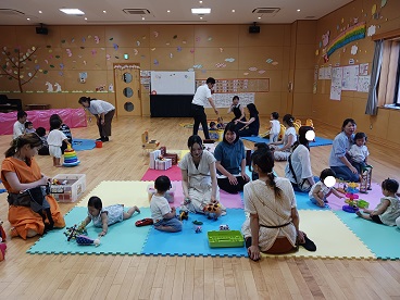 写真：自由遊びの様子