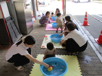 水遊びの様子