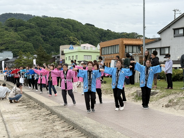 写真：竹野町小唄総踊りの様子