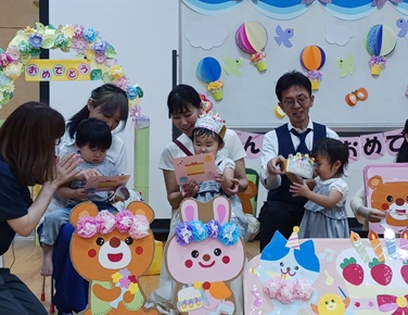 写真:お誕生会の様子