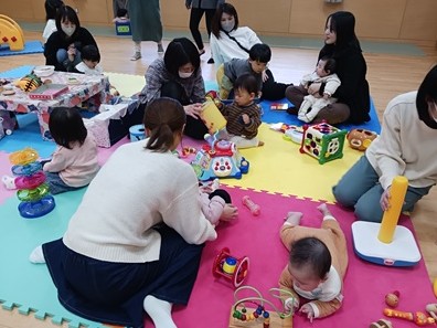 写真：自由遊びの様子