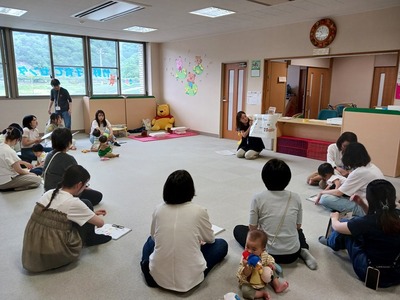 なかよし広場