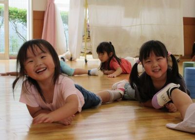 ワニさん歩き