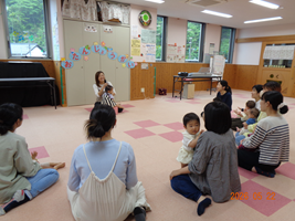 写真：誕生会の様子