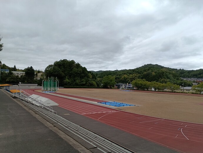 陸上競技場
