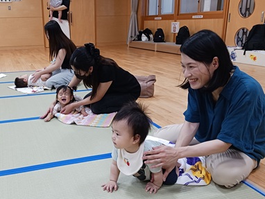 写真：なかよし広場