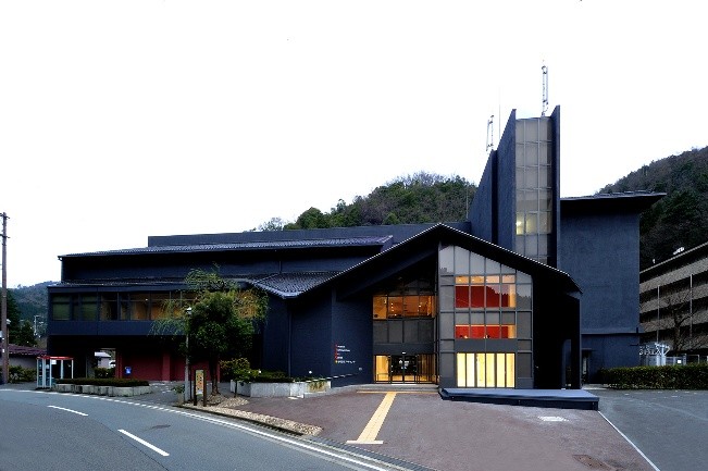 豊岡市立城崎国際アートセンター